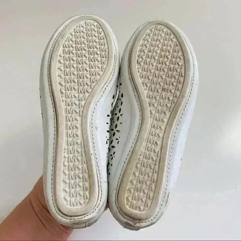 Micheal Kors White Flats
